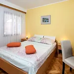 Alberta Apartment