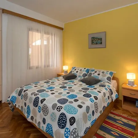 Διαμέρισμα Alberta *